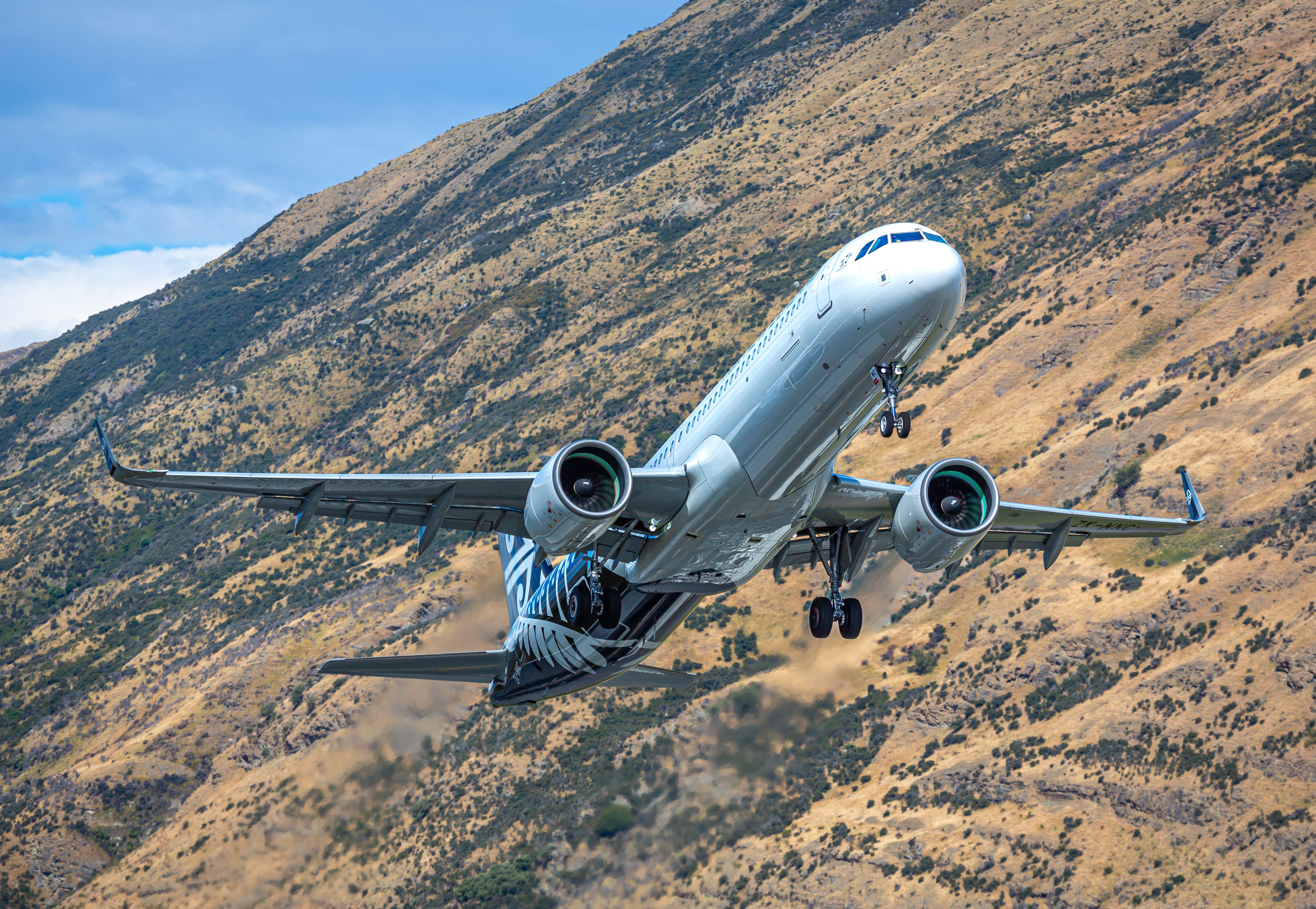 Airbus A321neo (ZK-NNC)