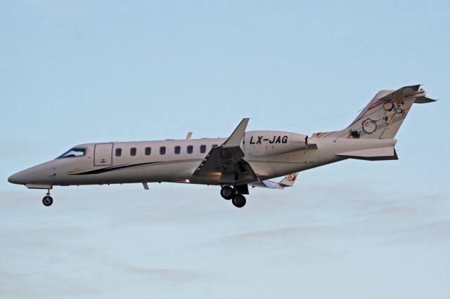 Learjet 45 (LX-JAG)