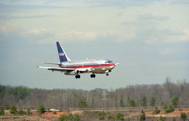 Boeing 737-700 (N218US) - From the overlook, early 1990s. 