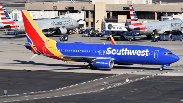 Boeing 737-800 (N8680C)