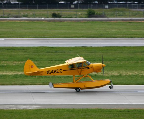 Piper L-21 Super Cub (N146CC) - KSJC - rarely seen at SJC - Floatplane on the pavement apprx March 2005.