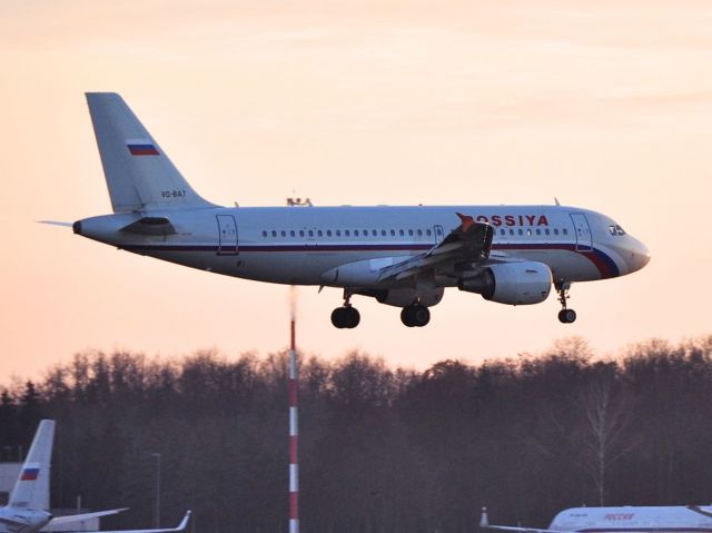 Airbus A319 (VQ-BAT)