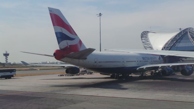 Boeing 747-200 (G-BNLK) - At Gate (Age: 23.6 years / First flight: 04/05/1990) / 4 x RR RB211-524G