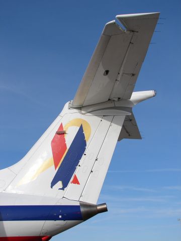 Embraer ERJ-145 (N610AE) - The first photo of an American Eagle ERJ adorned with a Yellow Ribbon!