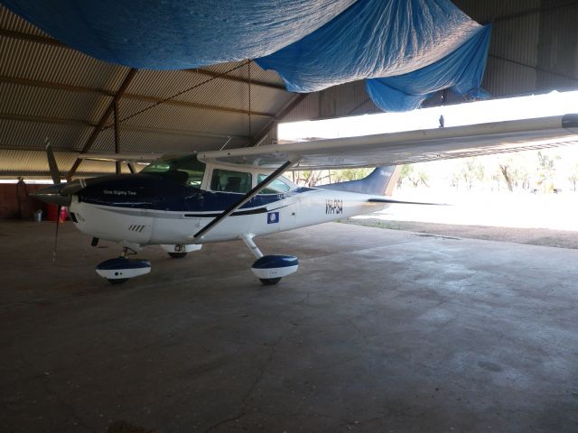 Cessna Skylane (VH-PSA)