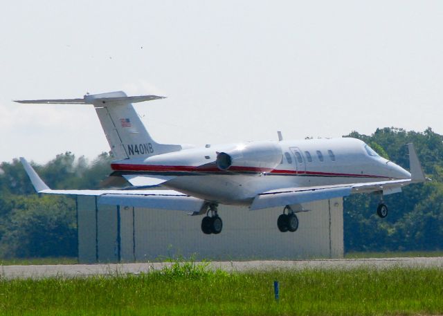 Learjet 40 (N40NB) - At Downtown Shreveport.