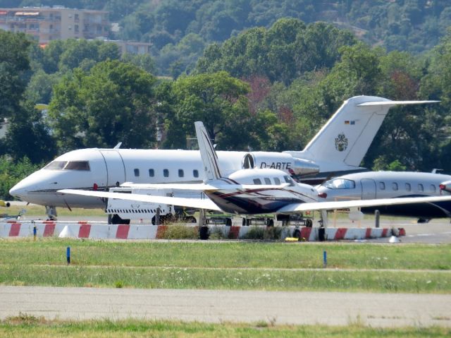 Canadair Challenger (D-ARTE)