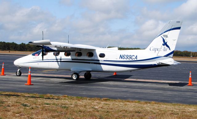 Cessna 402 (N699CA)