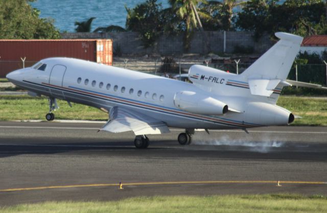 Dassault Falcon 900 (M-FALC)