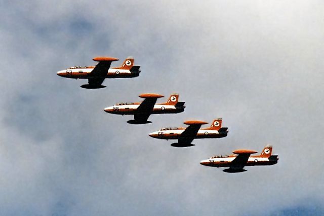 MACCHI MB-326 (A7053) - Macchis MB326H 2 FTS RAAF Pearce (YPEA) Western Australia late 1970s.