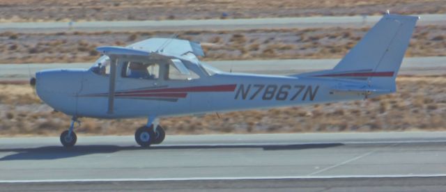 Cessna Skyhawk (N7867N)