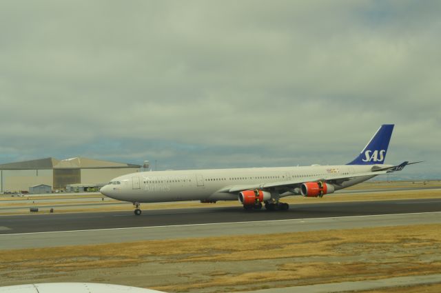 Airbus A340-300 (OY-KBC)