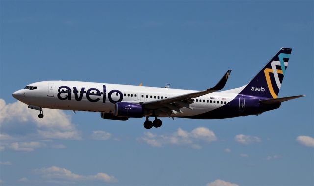 Boeing 737-800 (N803XT) - KRDD - 1st visit to Redding, CA for AVELO N803XT May 29, 2021 - the 3rd 737-800 for AVELO Airlines. The pax count deplaning was about 139 - not bad for Redding area! When AVELO lands, United Express has 2 RJs at the gate and we now have 3 tail colors for future postings. So cool. This 737-8 delivered new to Turkish Airlines Feb 2006 as TC-JGI, Ln 1873.