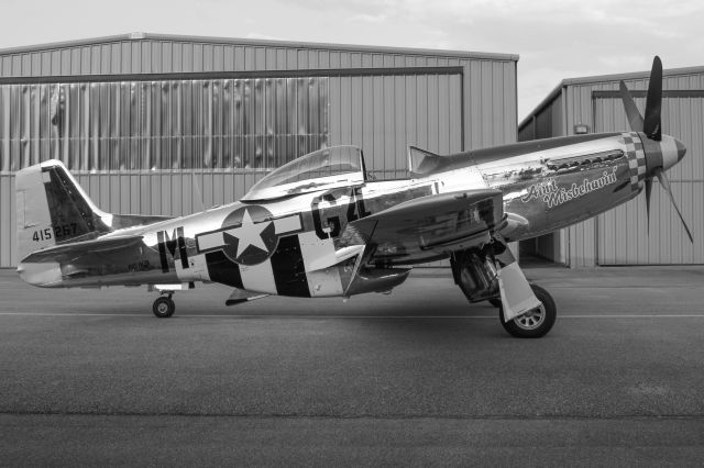 North American P-51 Mustang (N51KB)