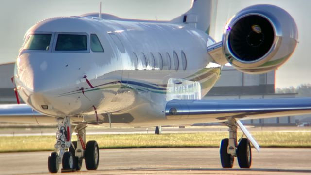 Gulfstream Aerospace Gulfstream V (N895DA) - Darling Ingredients Inc.’s G550 in the morning light at KHUF. br /br /This aircraft is a 2013 Gulfstream G550 (GV-SP), SN 5440, owned by Darling Ingredients Inc. 9/29/22. 