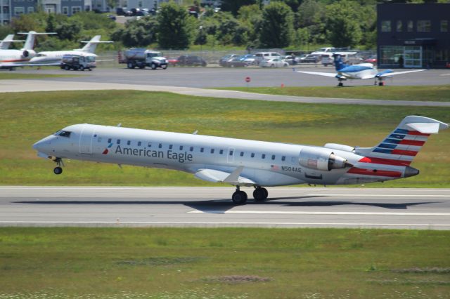 Canadair Regional Jet CRJ-700 (N504AE) - Rotate