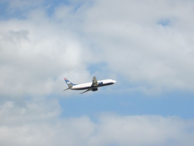 Boeing 737-800 (N406US)