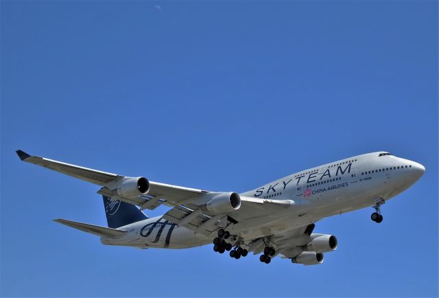 Boeing 747-400 (B-18206) - Now retired