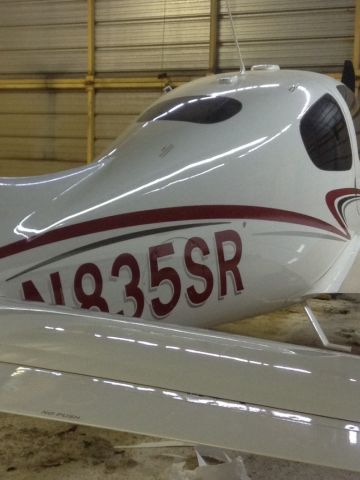 Cirrus SR-22 (N835SR)