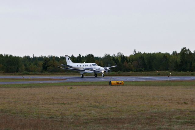 Beechcraft King Air 90 (N524CV)