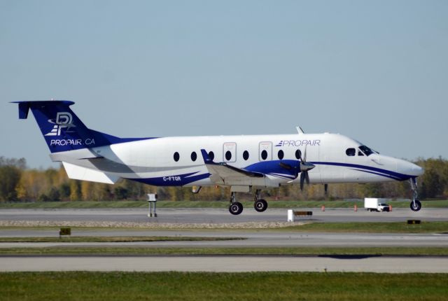 Beechcraft 1900 (C-FTQR)