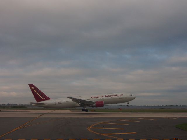 BOEING 767-300 (N351AX) - Coming in landing 7/30/2012 at JFK