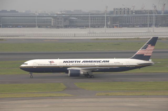 BOEING 767-300 (N765NA) - Taxi at Haneda Intl Airport on 2009/9/27