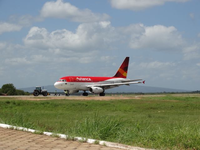 Airbus A318 (PR-OND) - AIRBUS A.318