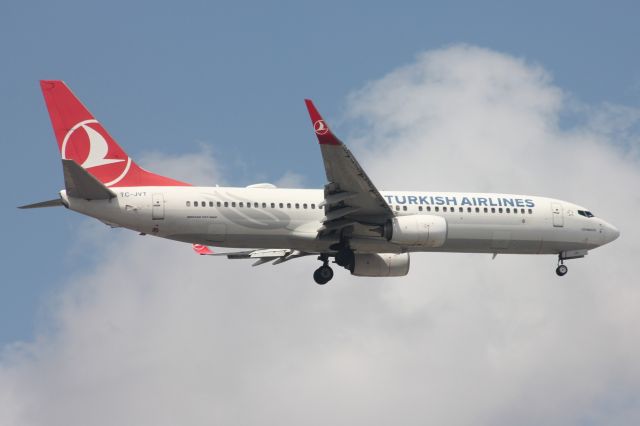 Boeing 737-800 (TC-JVT)