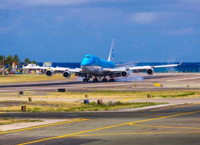 Boeing 747-400 (PH-BFG)