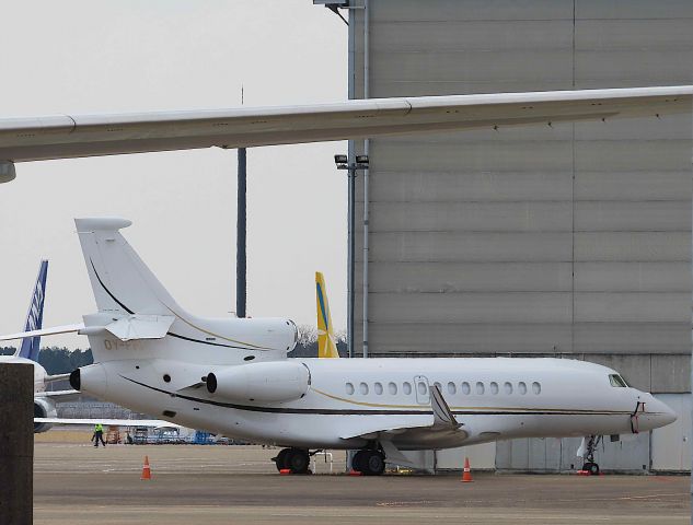 Dassault Falcon 7X (OY-FFI) - I took this picture on Mar 25, 2019.br /VMP888/23 Mar HKG-NRTbr /Because I could not find the registration, I searched for it and found it under the horizontal tail.