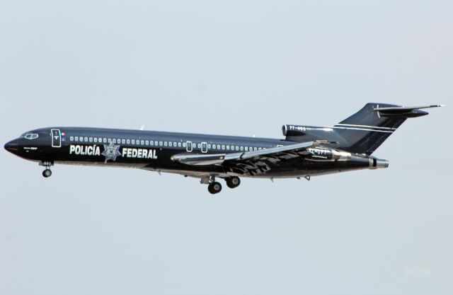 BOEING 727-200 (XC-OPF) - Policía Federal / Boeing 727-264(Adv.) - MSN 22676 / XC-OPF "PF-403" / MMMX 05/2019