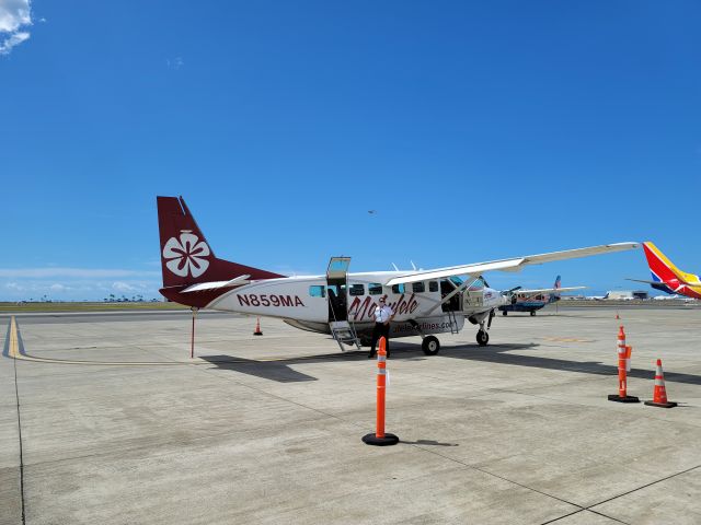 Cessna Caravan (N859MA) - Our plane on the ramp at HNL, preparing to go to MKK.