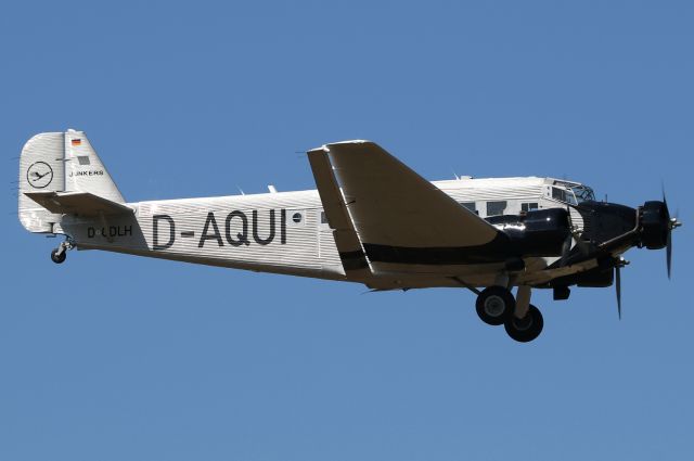 JUNKERS Ju-52/3m (D-CDLH)