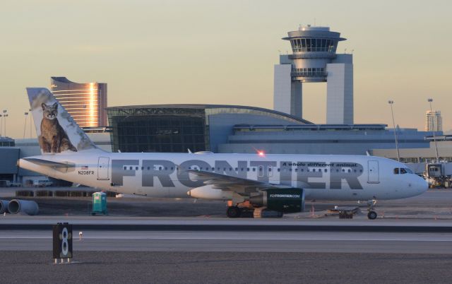 Airbus A320 (N208FR)