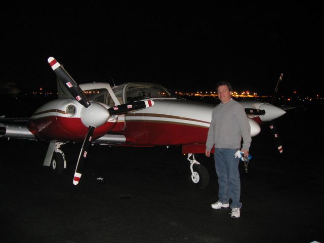 Piper Seneca (N144JK) - Tech stop from KISM to KFRG.