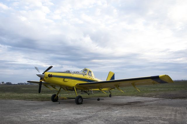 AIR TRACTOR AT-503 (LV-CGZ)