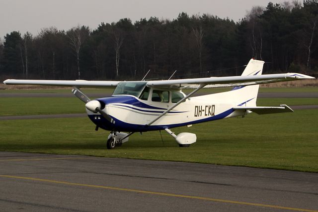 Cessna Skyhawk (OH-CKQ) - REG. CHANGED INTO PH-ACT