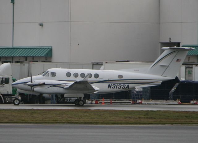 Beechcraft Super King Air 300 (N313SA)