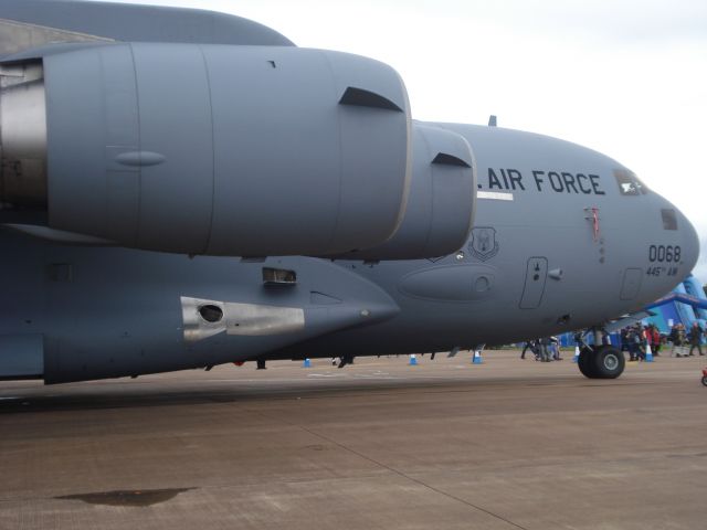 Boeing Globemaster III — - FAIRFORD UK 2012 JROON