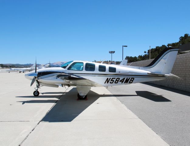 Beechcraft Baron (58) (N584MB) - A very nice 58 Baron.