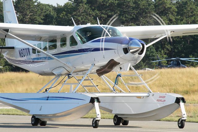 Cessna Caravan (N801VW) - KHTO