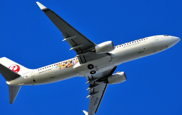 Boeing 737-800 (JA330J) - Disney