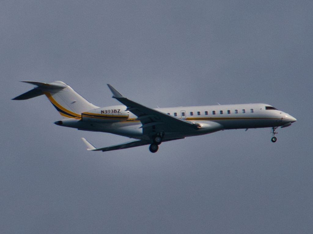 N393BZ — - Over Elliott Bay on final for Boeing Field. 