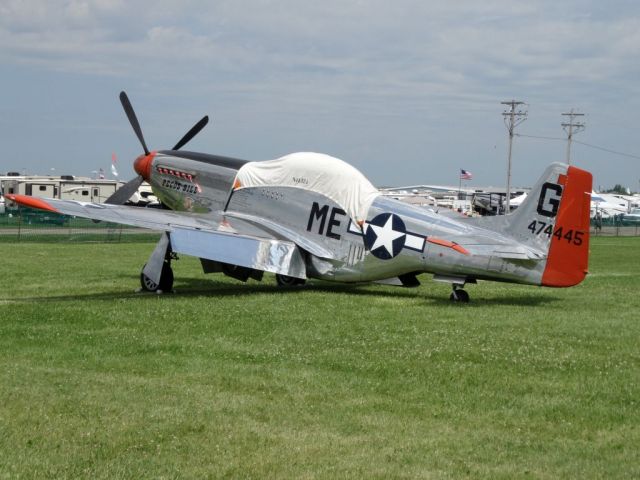 North American P-51 Mustang (N4132A)