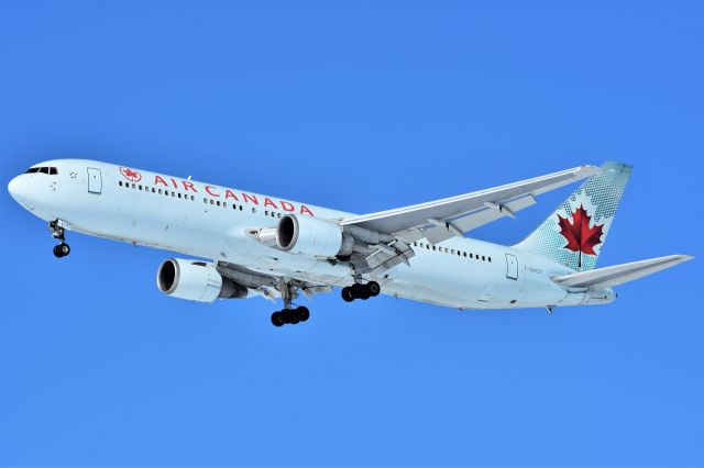 BOEING 767-300 (C-GHOZ) - Air Canada Boeing 767-375(ER) arriving at YYC on Mar 10.