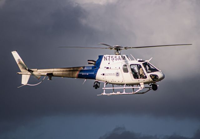 Eurocopter AS-350 AStar (N755AM)