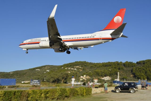 Boeing 737-800 (EI-FDS)