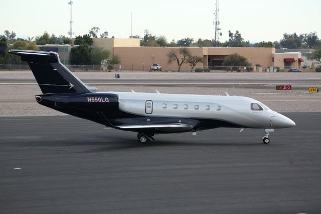 Embraer Legacy 550 (N550LG)