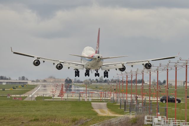 Boeing 747-400 (LX-JCV) - 04-05-24 on very short final for 5-L